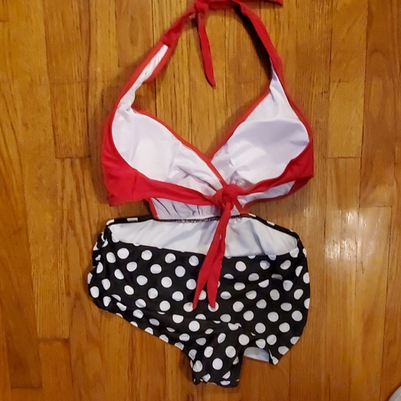 Swimsuit New without Tags. Size XL - Picture 7 of 8